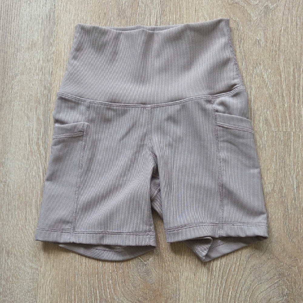 90 Degree By Reflex High-Waisted Taupe Rib Tribeca Fitness Shorts